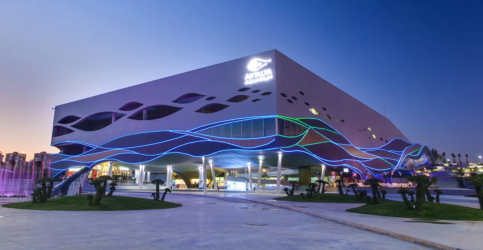 Antalya Aquarium Office — interior view 10