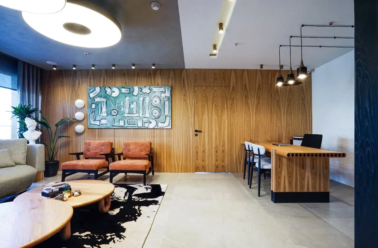 Op. Dr. Feridun Elmas Clinic — interior view 2