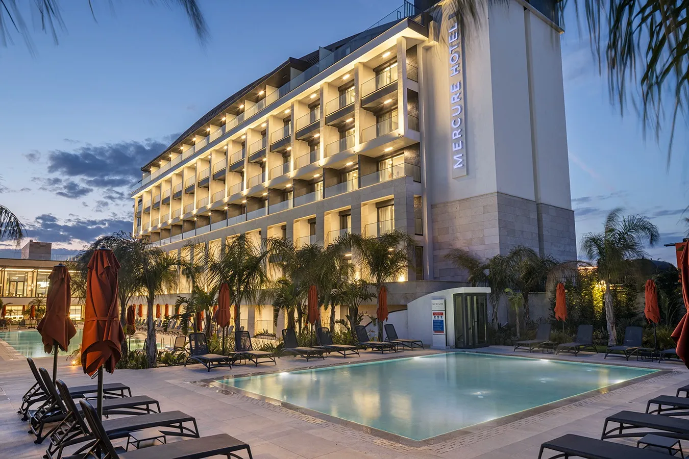 Mercure Hotel Belek — interior view 2