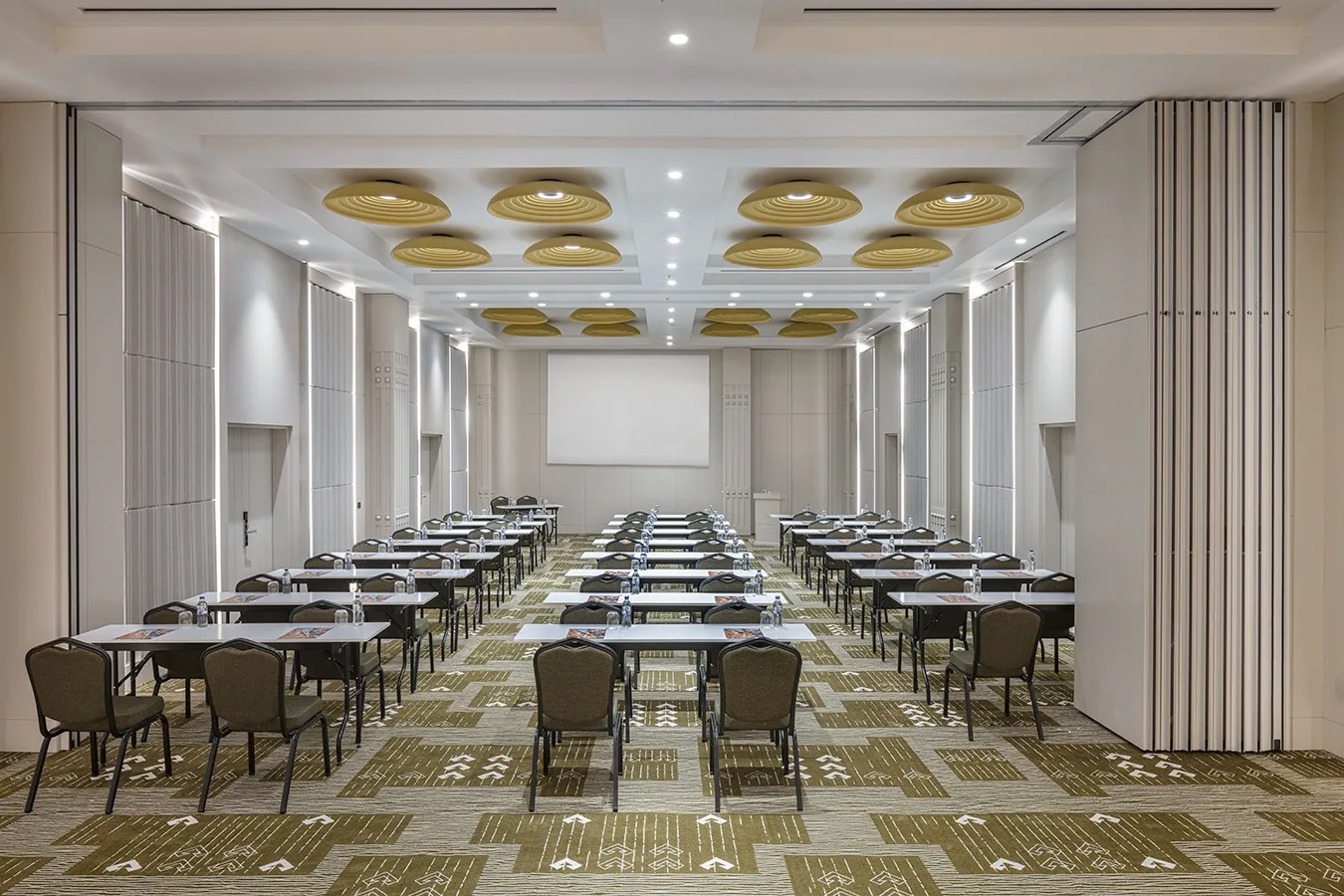 Mercure Hotel Belek — interior view 22