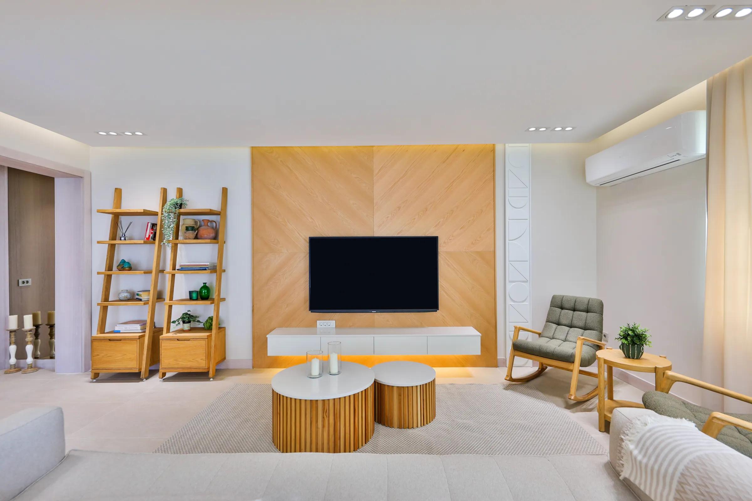 Villa Peninsula — interior view 7