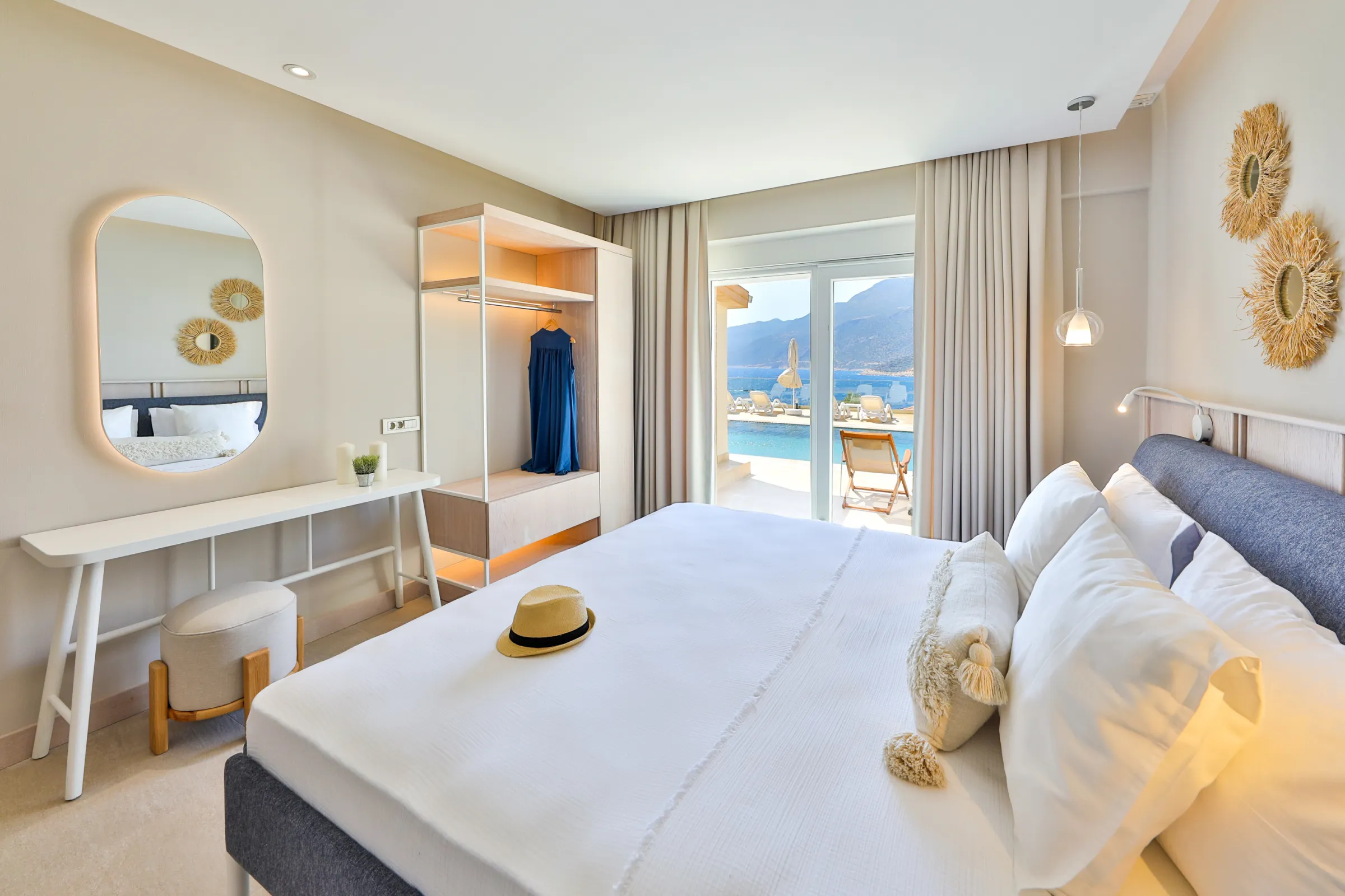 Villa Peninsula — interior view 10